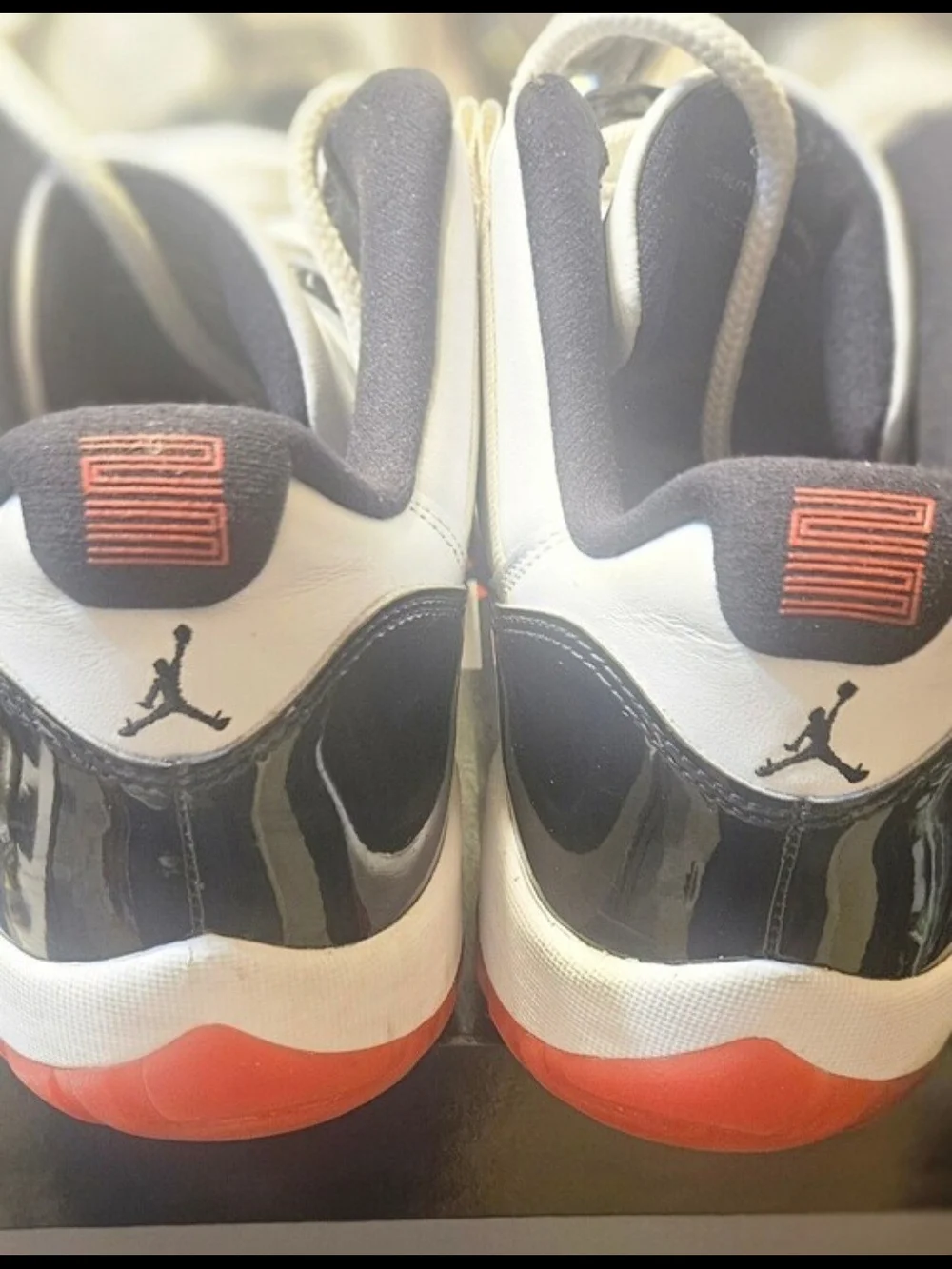Jordan Men’s Retro Basketball Shoes - White Black Red